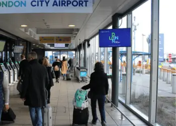 London City Airport Transfers in Pulborough